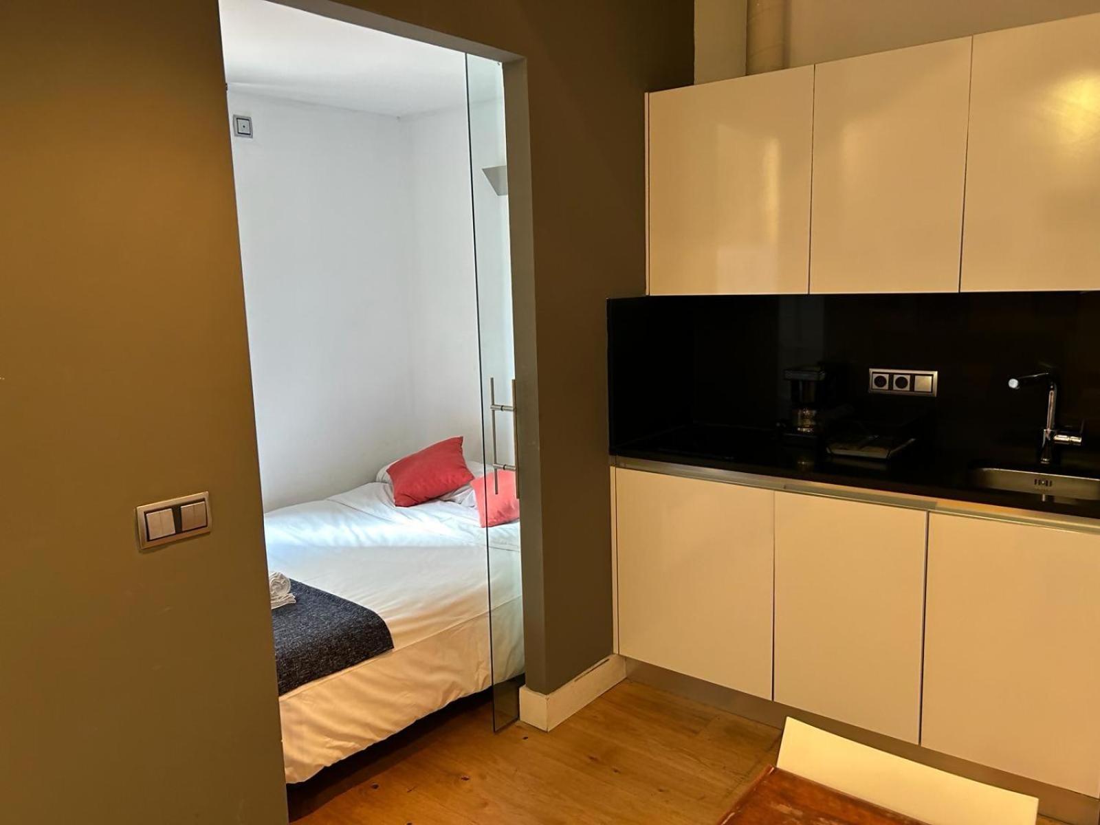Estudio En Av De America マドリード エクステリア 写真